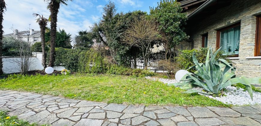 Villa Indipendente Villa Indipendente