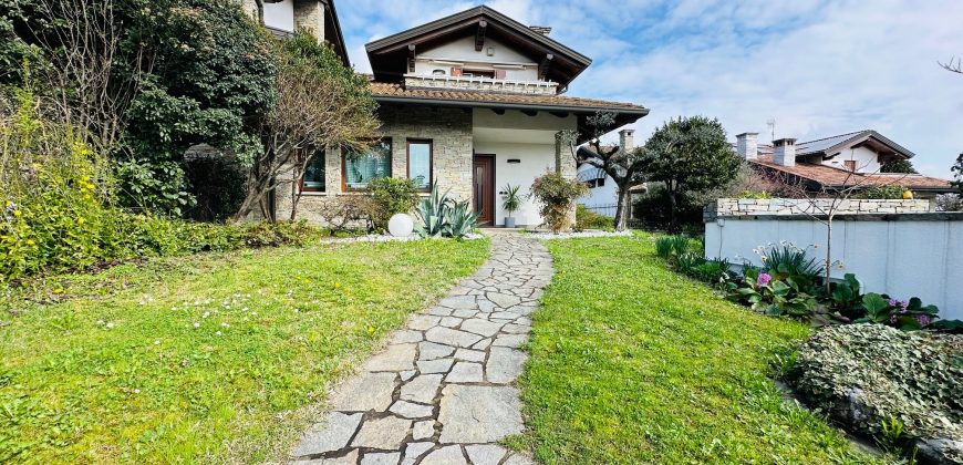 Villa Indipendente Villa Indipendente