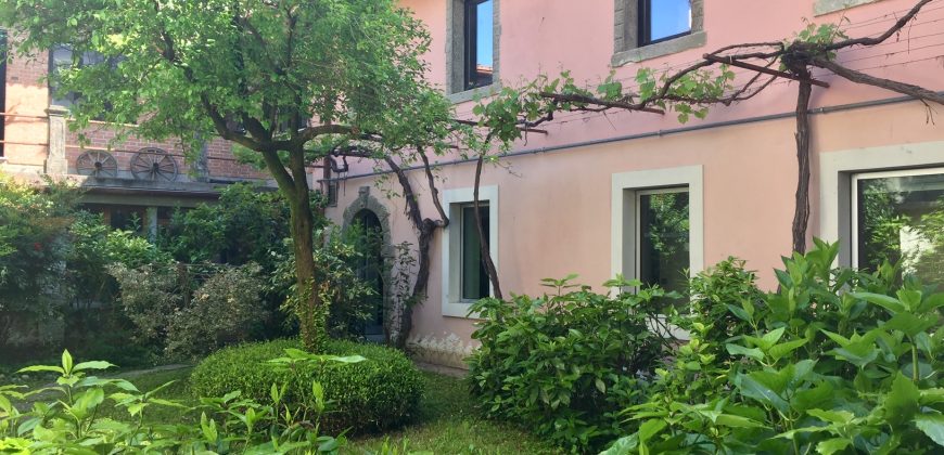 Locale Commerciale Centro Storico Locale Commerciale Centro Storico