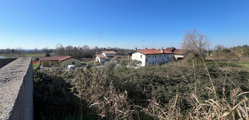 Terreno edificabile a Moruzzo