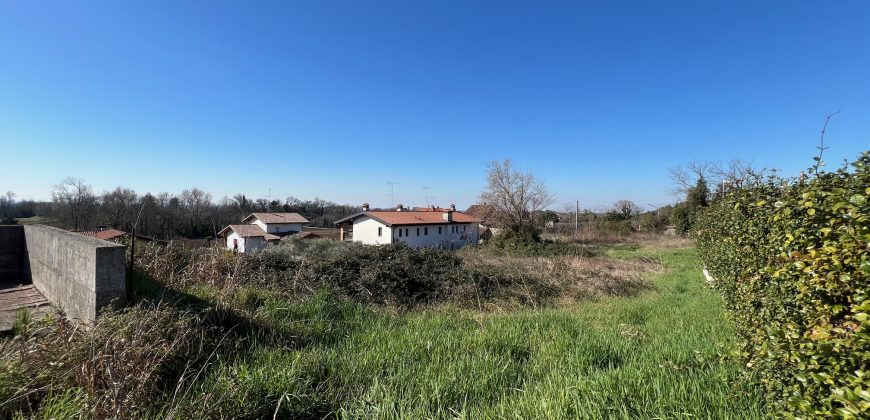 Terreno edificabile a Moruzzo