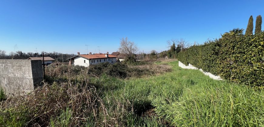 Terreno edificabile a Moruzzo