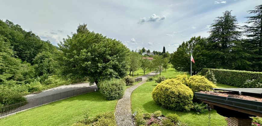 Villa Con Parco