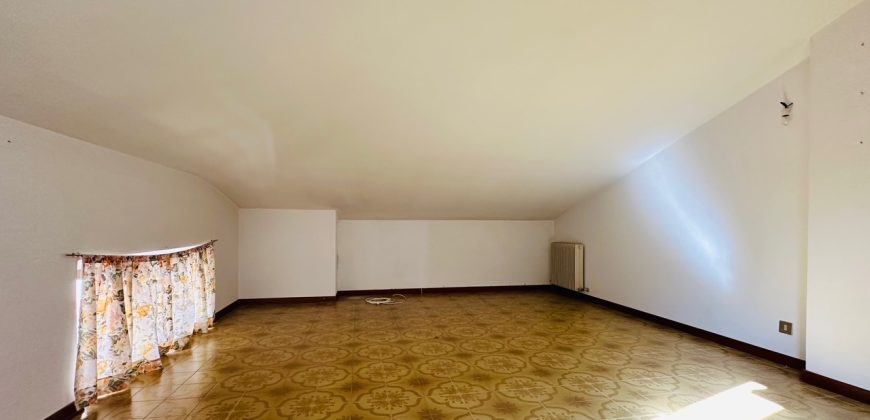 Bicamere + Mansarda Bicamere + Mansarda