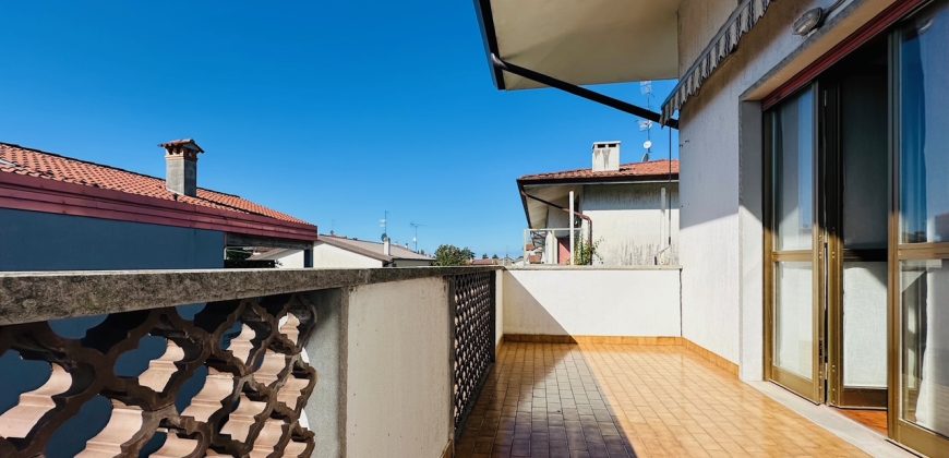 Bicamere + Mansarda Bicamere + Mansarda