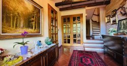 Villa Con Ampio Giardino Villa Con Ampio Giardino