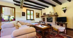 Villa Con Ampio Giardino Villa Con Ampio Giardino