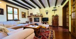 Villa Con Ampio Giardino Villa Con Ampio Giardino