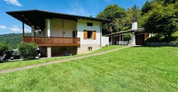 Villa Con Ampio Giardino Villa Con Ampio Giardino