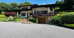 Villa Con Ampio Giardino Villa Con Ampio Giardino