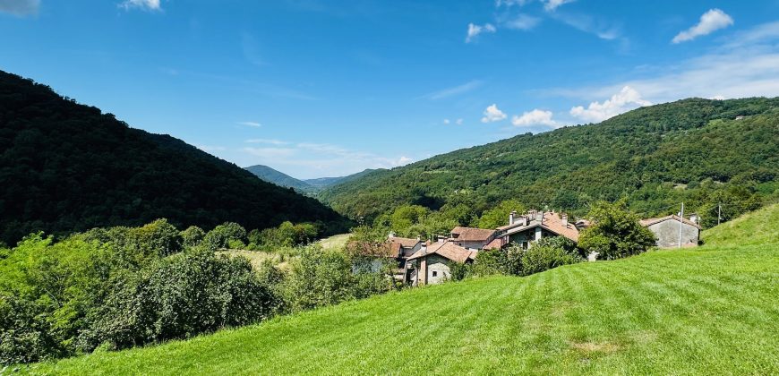 Villa Con Ampio Giardino Villa Con Ampio Giardino