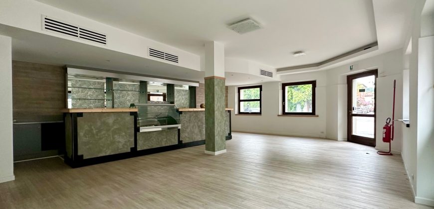 Locale Commerciale Locale Commerciale