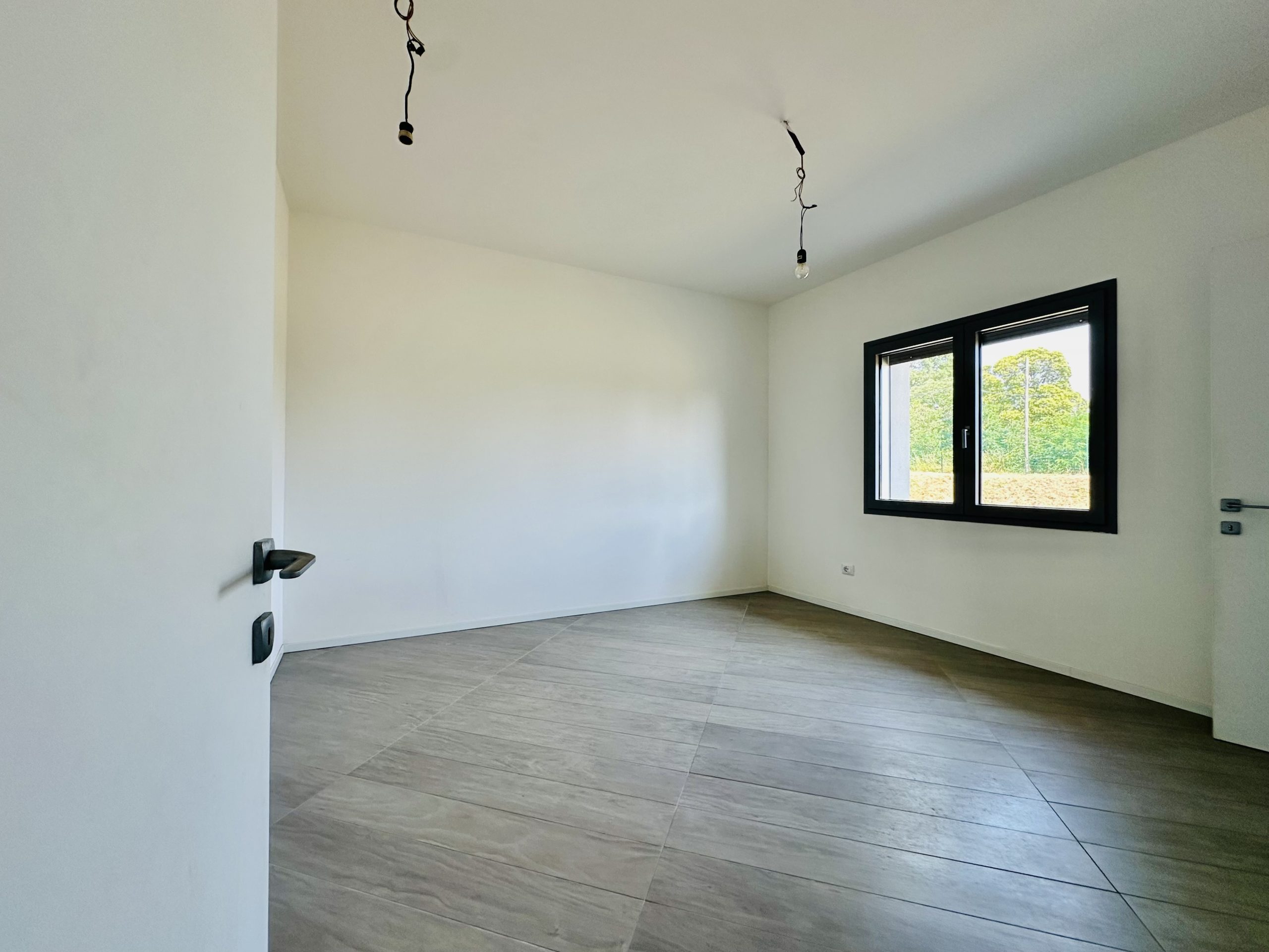 Villetta unifamiliare con ampio giardino Villetta unifamiliare con ampio giardino