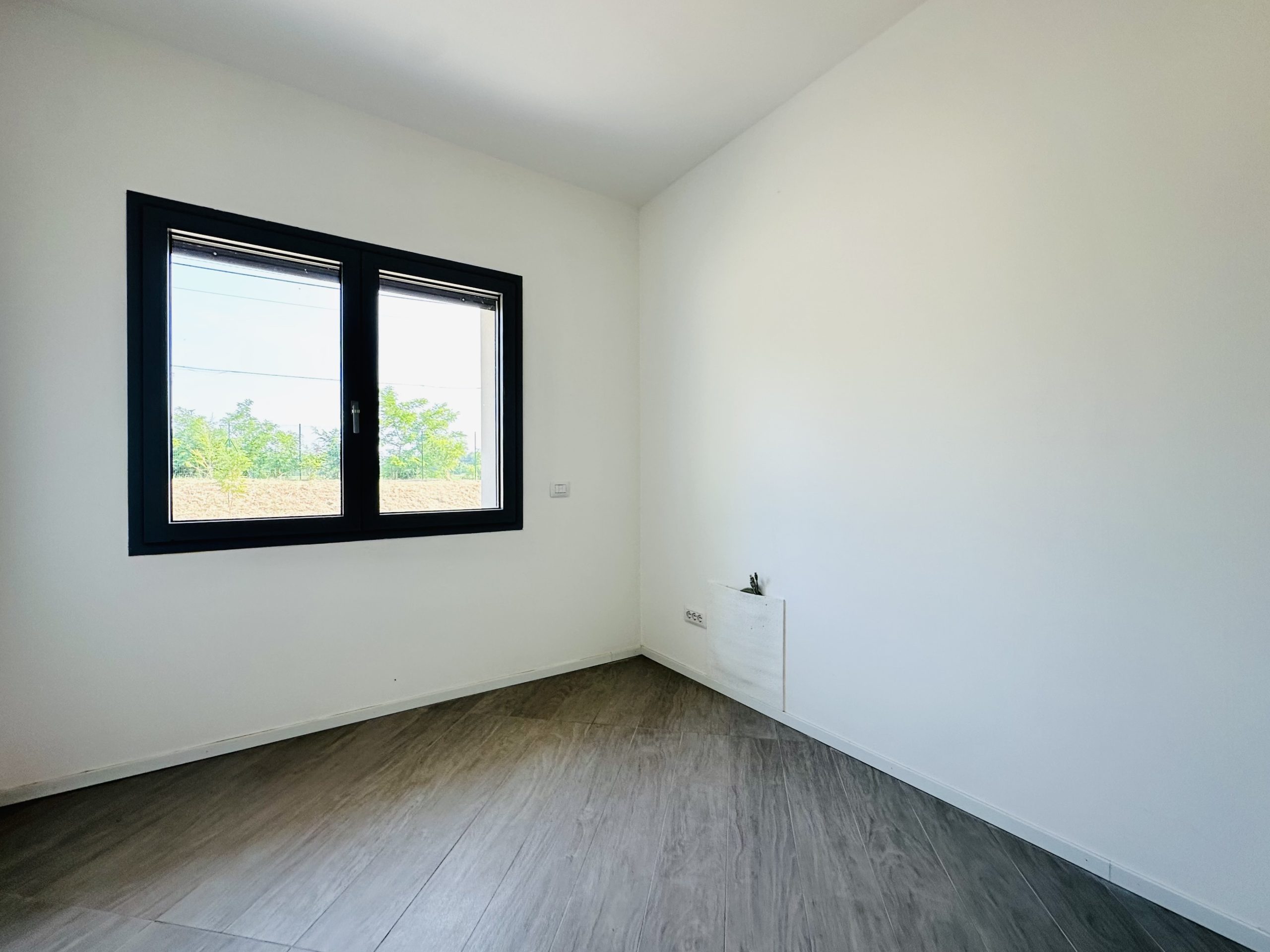 Villetta unifamiliare con ampio giardino Villetta unifamiliare con ampio giardino