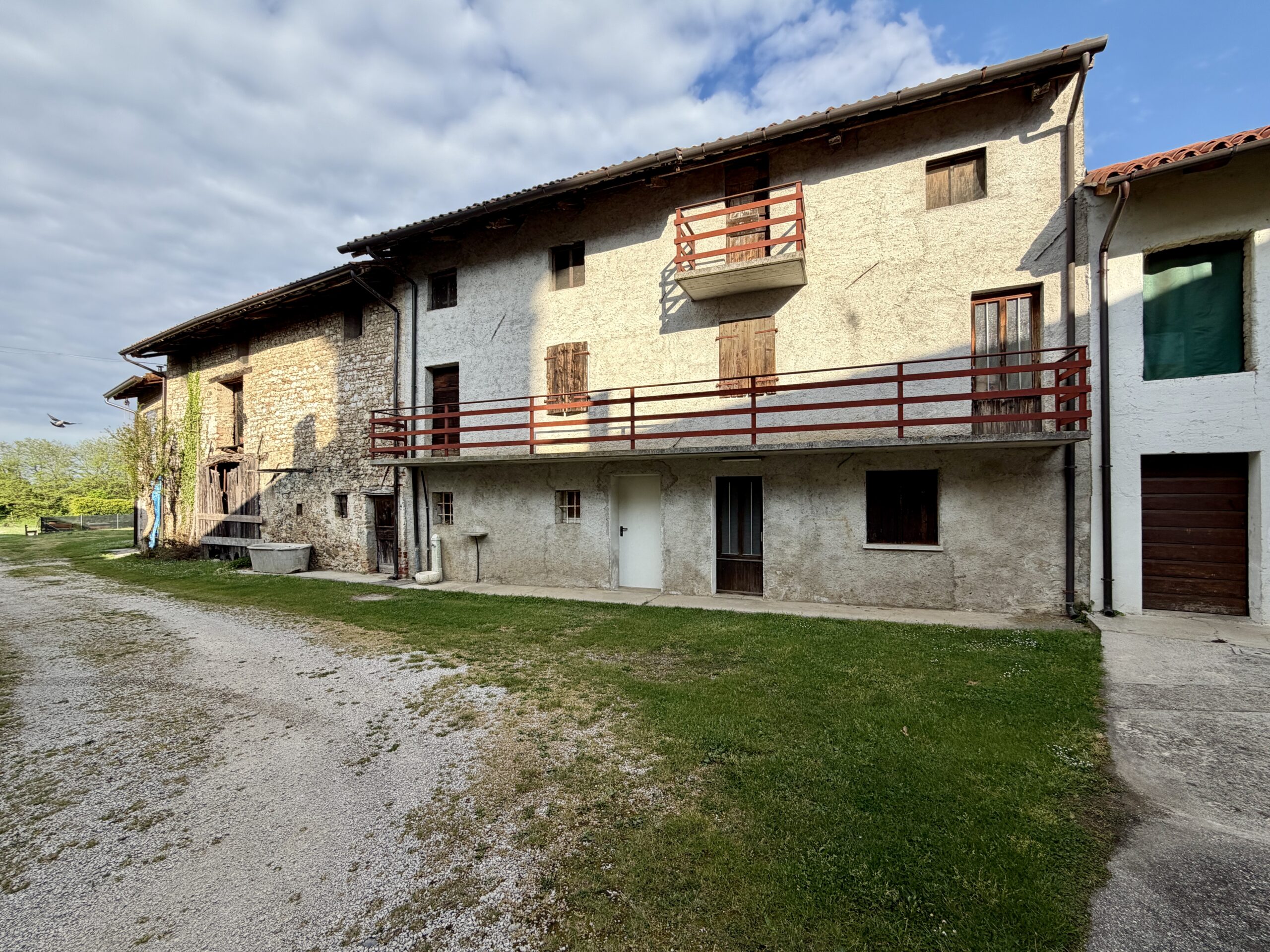 Casale Da Ristrutturare