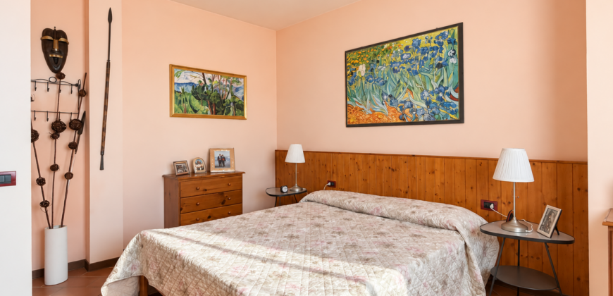 Villa In Bifamiliare A Pradamano